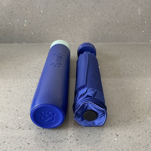 Gilley Modern Umbrella with a Watertight Twist Blue - Picture 6 of 6